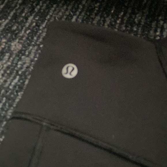 Black lululemon train times pant - Picture 4 of 4